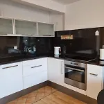 Im Zentrum Von Leverkusen, Helle 3-zimmerwohnung 80 M2 * לברקוסן