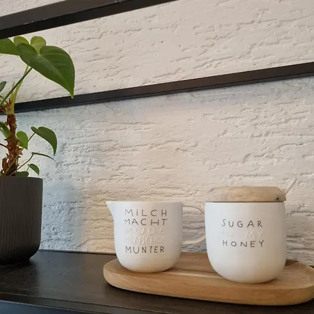 Апартаменты Im Zentrum Von Leverkusen, Helle 3-zimmerwohnung 80 M2