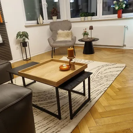 Apartment Im Zentrum Von Leverkusen, Helle 3-zimmerwohnung 80 M2 Leverkusen