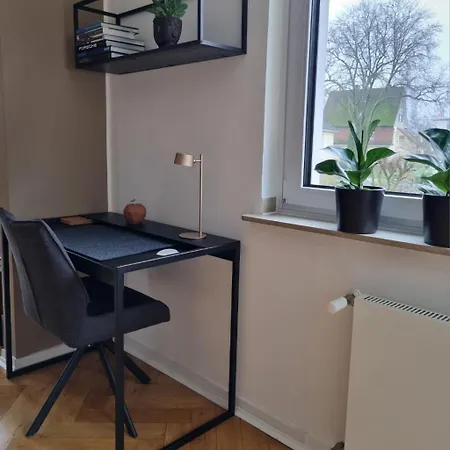 Im Zentrum Von Leverkusen, Helle 3-zimmerwohnung 80 M2 Apartment Leverkusen