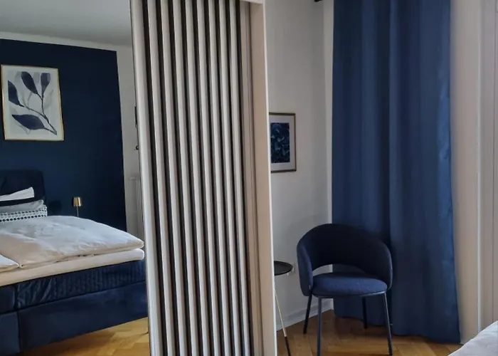 Lejlighed Im Zentrum Von Leverkusen, Helle 3-zimmerwohnung 80 M2 *